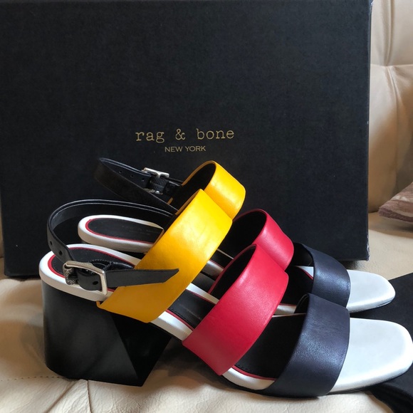 Sent to The RealReal - Picture 2 of 8